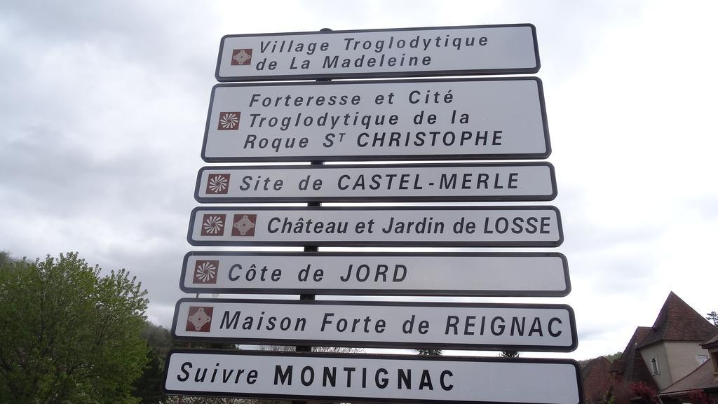 TERRE d'HISTOIRE - Baignade, canoë, piste cyclable à proximité Castelnaud-la-Chapelle Esterno foto