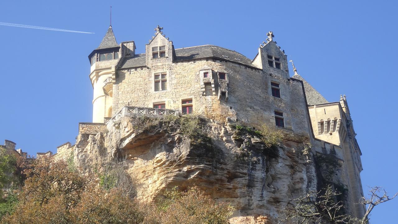 TERRE d'HISTOIRE - Baignade, canoë, piste cyclable à proximité Castelnaud-la-Chapelle Esterno foto